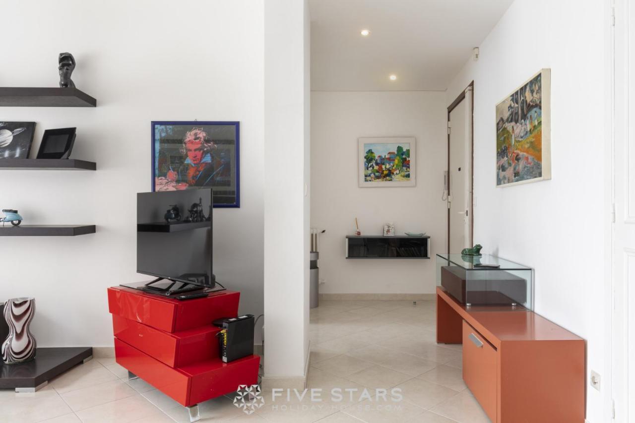 Suite Flora Five Stars Holiday House Nice Luaran gambar
